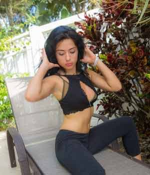 sandhya-model-call-girls-escorts-services-in-jaipur